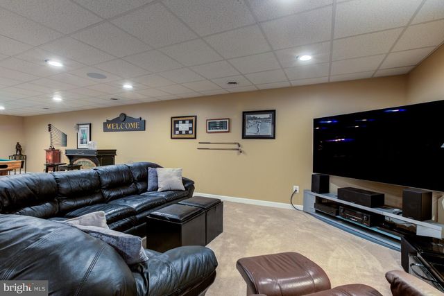 115 TURNBERRY DR, Avondale, PA 19311