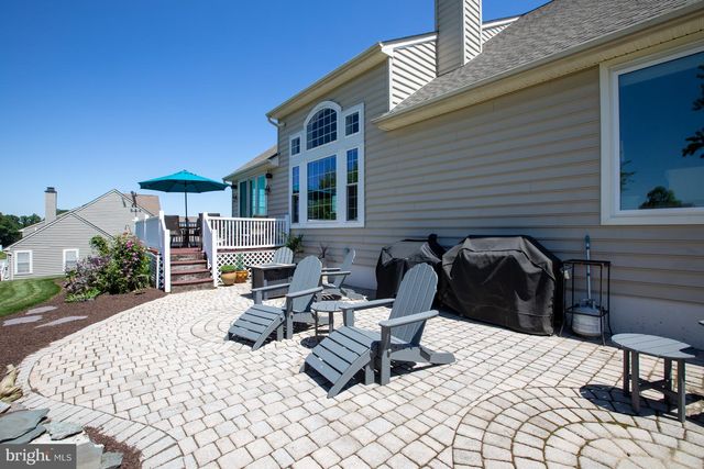 115 TURNBERRY DR, Avondale, PA 19311