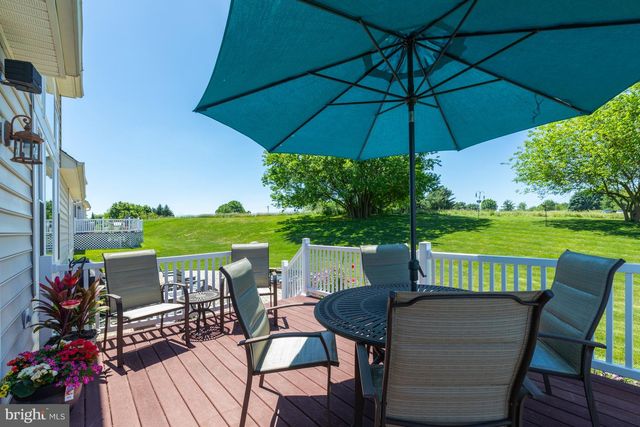 115 TURNBERRY DR, Avondale, PA 19311