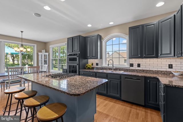 115 TURNBERRY DR, Avondale, PA 19311