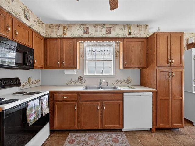 145 Vista Drive, Forks Twp, PA 18040