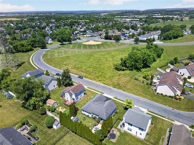 145 Vista Drive, Forks Twp, PA 18040