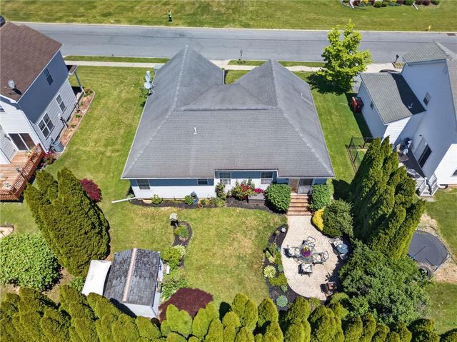 145 Vista Drive, Forks Twp, PA 18040