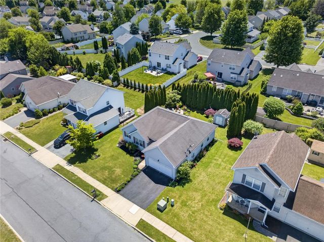 145 Vista Drive, Forks Twp, PA 18040