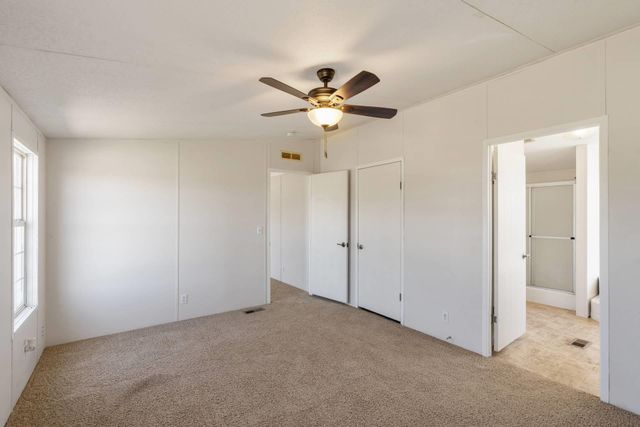 901 Thousand Oaks TRL, Liberty Hill, TX 78642