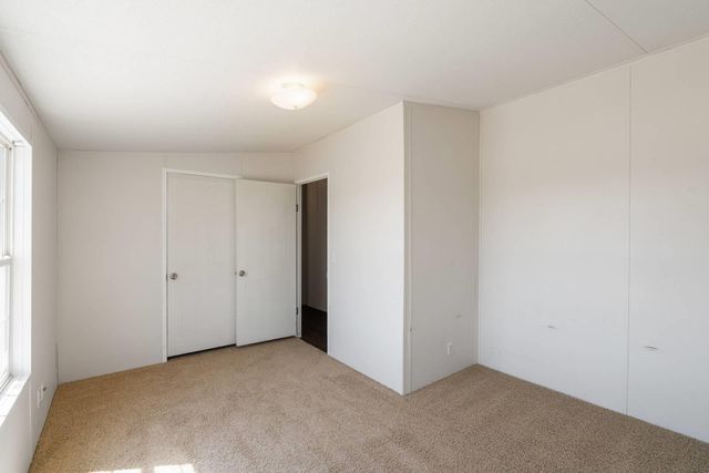 901 Thousand Oaks TRL, Liberty Hill, TX 78642