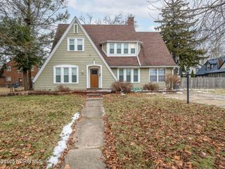 1819 Shenandoah Road, Toledo, OH 43607