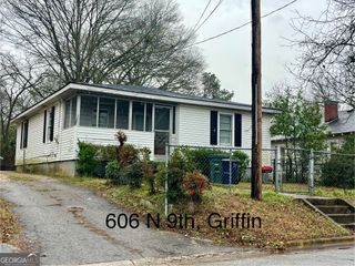 606 N 9th Street, Griffin, GA 30223
