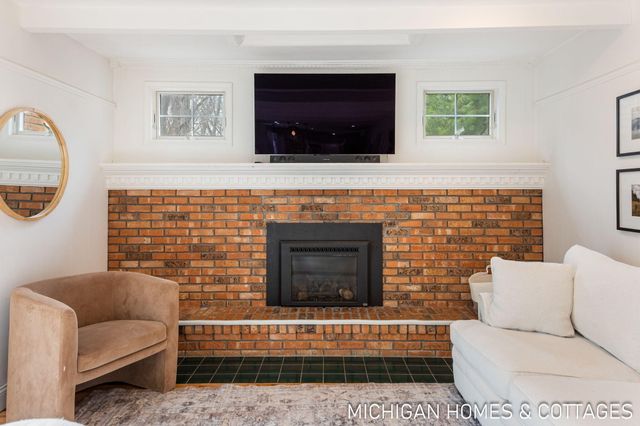 136 Crescent Drive, Grand Haven City, MI 49417