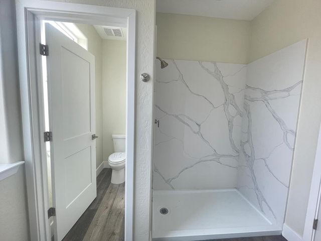 16171 West Monterey Ave, Kerman, CA 93630