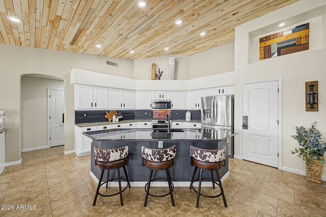 8729 W TONOPAH Drive, Peoria, AZ 85382