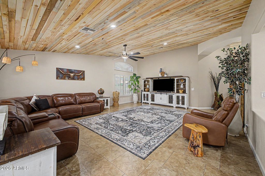 8729 W TONOPAH Drive, Peoria, AZ 85382 — photo 4