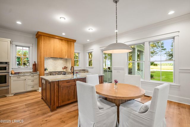 660 Distant Island Drive, Beaufort, SC 29907