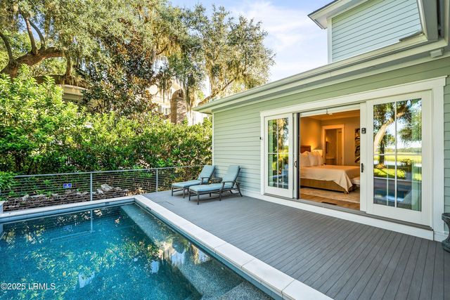 660 Distant Island Drive, Beaufort, SC 29907