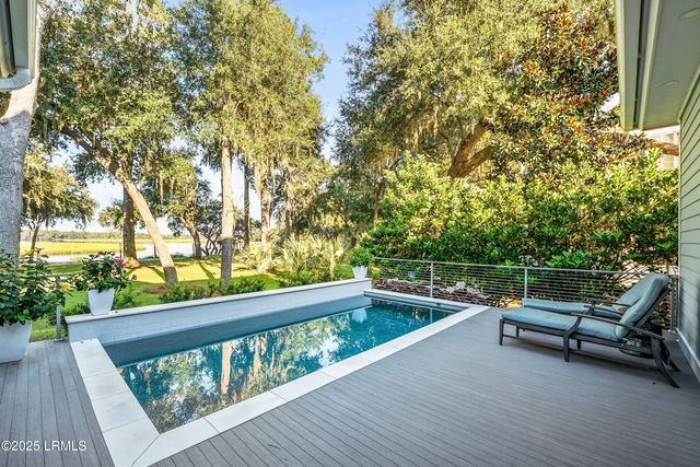 660 Distant Island Drive, Beaufort, SC 29907