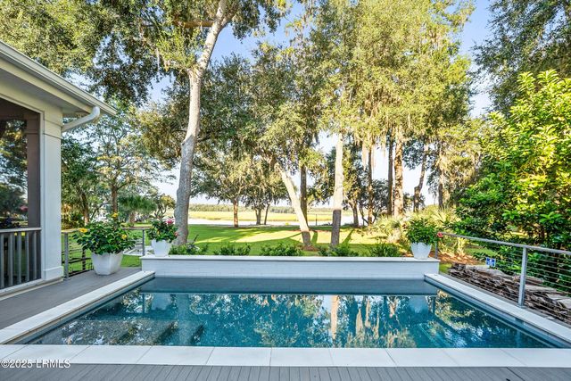 660 Distant Island Drive, Beaufort, SC 29907