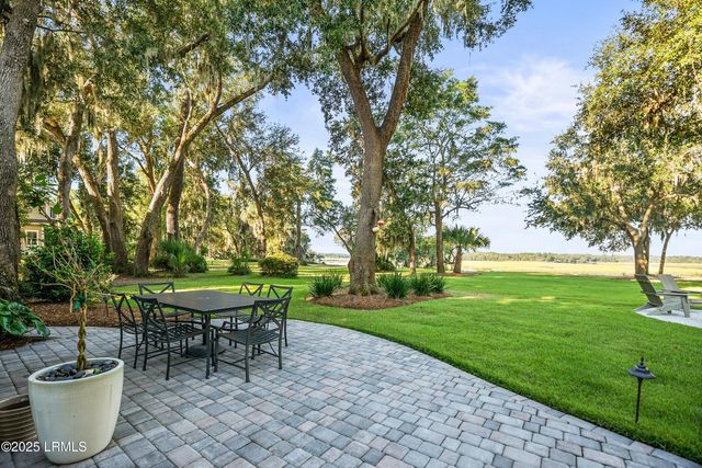 660 Distant Island Drive, Beaufort, SC 29907