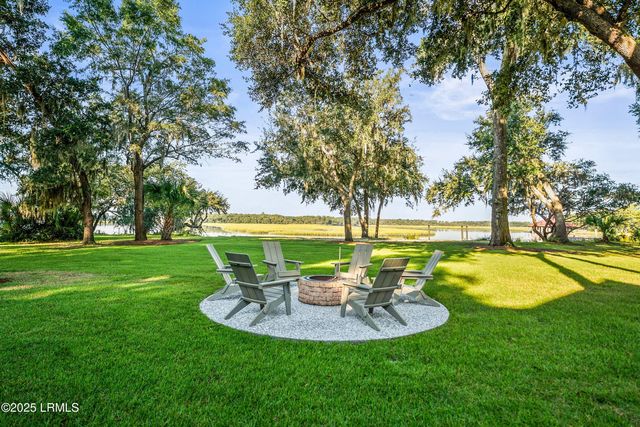 660 Distant Island Drive, Beaufort, SC 29907