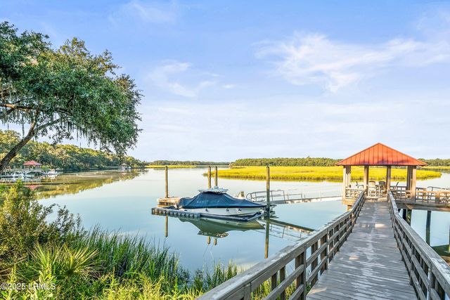 660 Distant Island Drive, Beaufort, SC 29907