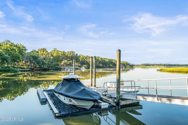 660 Distant Island Drive, Beaufort, SC 29907