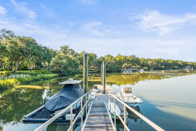 660 Distant Island Drive, Beaufort, SC 29907