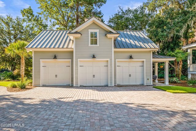 660 Distant Island Drive, Beaufort, SC 29907