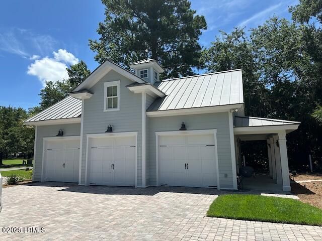 660 Distant Island Drive, Beaufort, SC 29907