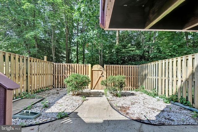 7836 FOXFARM LN, Glen Burnie, MD 21061