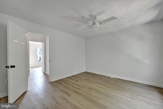7836 FOXFARM LN, Glen Burnie, MD 21061