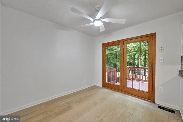 7836 FOXFARM LN, Glen Burnie, MD 21061