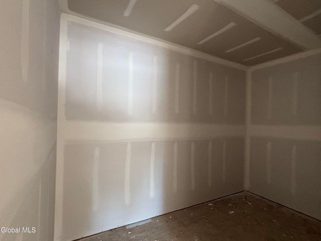 3 Wyatt's Way, Clifton Park, NY 12065