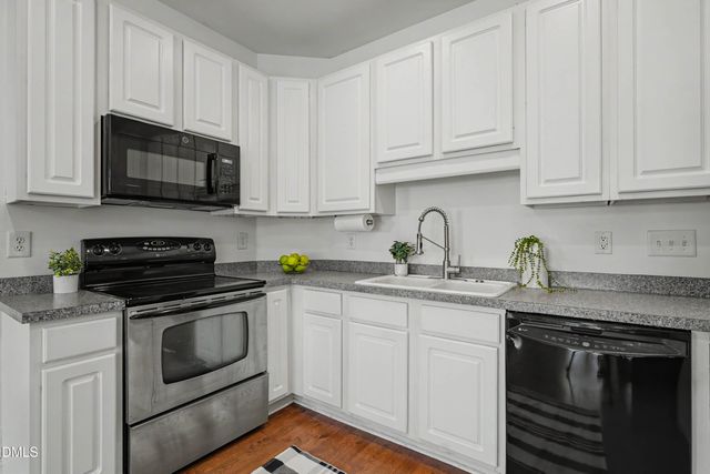 29 Grapevine Trail, Durham, NC 27707