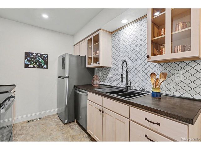 6305 W 6th Ave D3, Lakewood, CO 80214