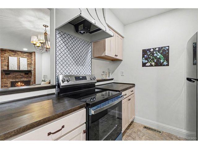6305 W 6th Ave D3, Lakewood, CO 80214