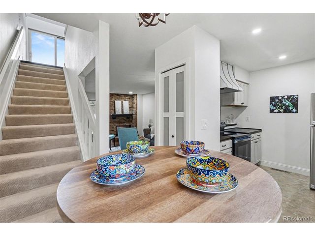 6305 W 6th Ave D3, Lakewood, CO 80214