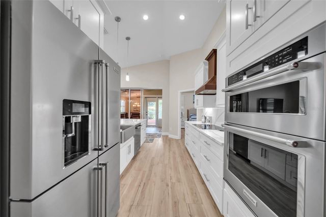 1358 HEDGEWOOD CIRCLE, North Port, FL 34288