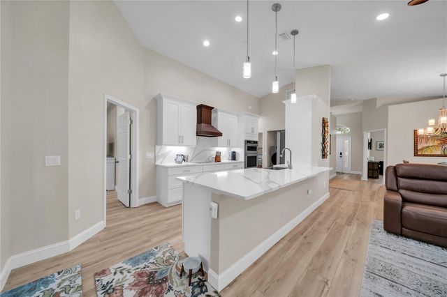 1358 HEDGEWOOD CIRCLE, North Port, FL 34288