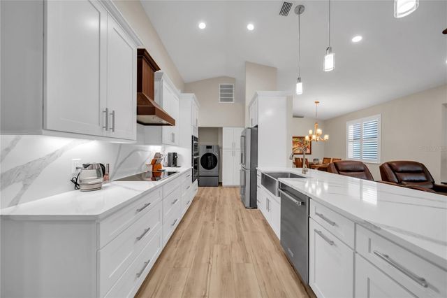 1358 HEDGEWOOD CIRCLE, North Port, FL 34288