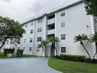 17255 SW 95th Avenue 249, Palmetto Bay, FL 33157