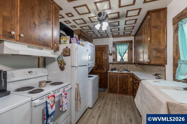 365 Hood St NE, Salem, OR 97301