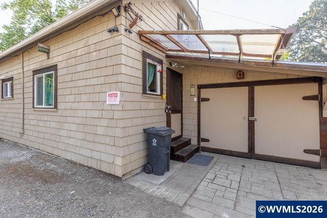 365 Hood St NE, Salem, OR 97301