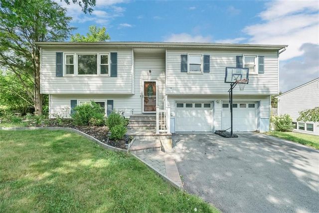 14 Half Hollow Turn, Monroe, NY 10950