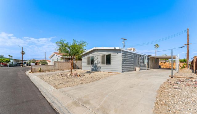 32406 Hopi Circle, Thousand Palms, CA 92276