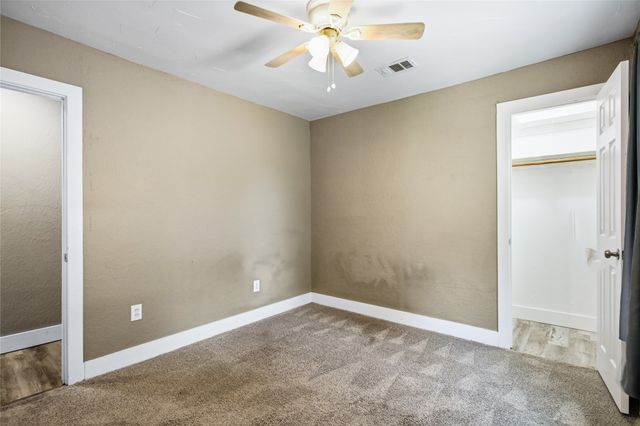 2121 W Bond Street, Denison, TX 75020