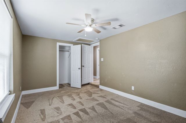 2121 W Bond Street, Denison, TX 75020