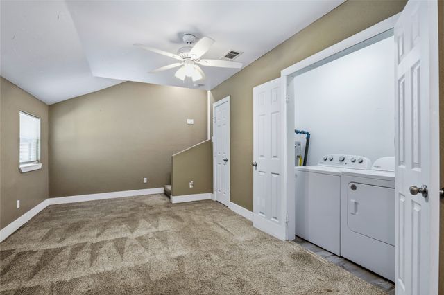 2121 W Bond Street, Denison, TX 75020