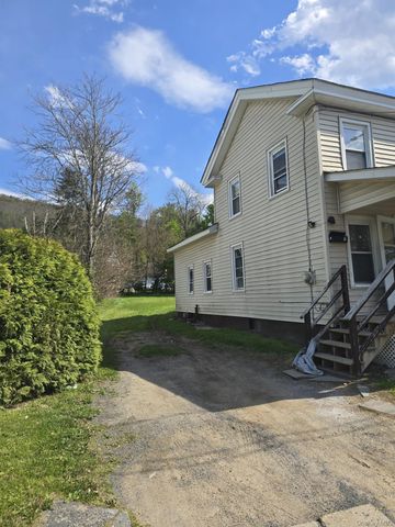 6 Broadhead Street, Ellenville, NY 12428