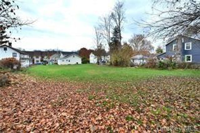6 Broadhead Street, Ellenville, NY 12428