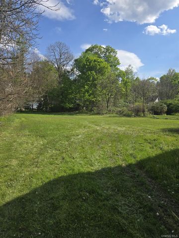 6 Broadhead Street, Ellenville, NY 12428