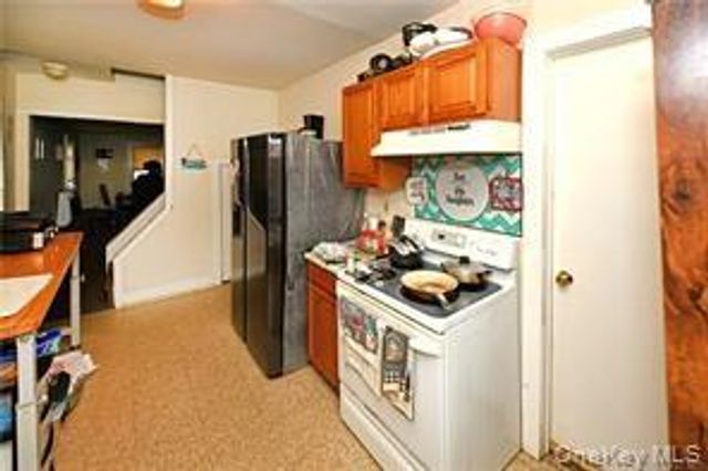6 Broadhead Street, Ellenville, NY 12428